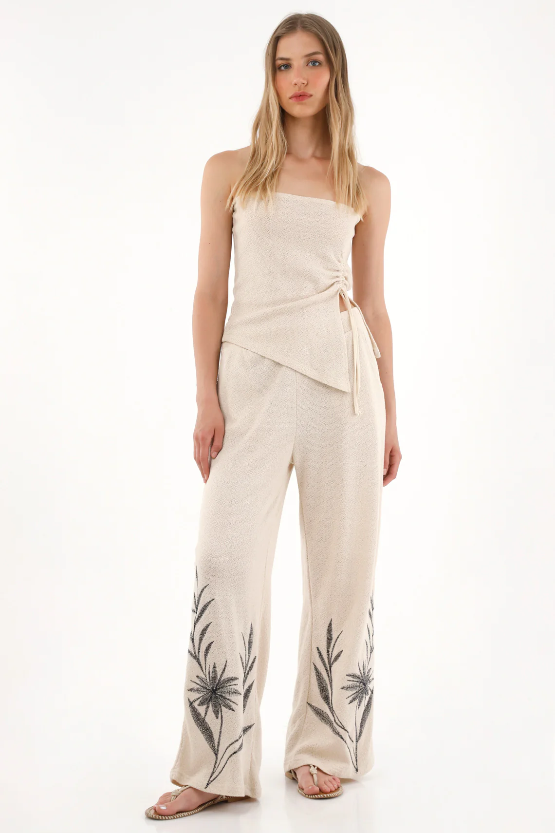 Women's Crudo Knit Top with Front Detail - Image 2