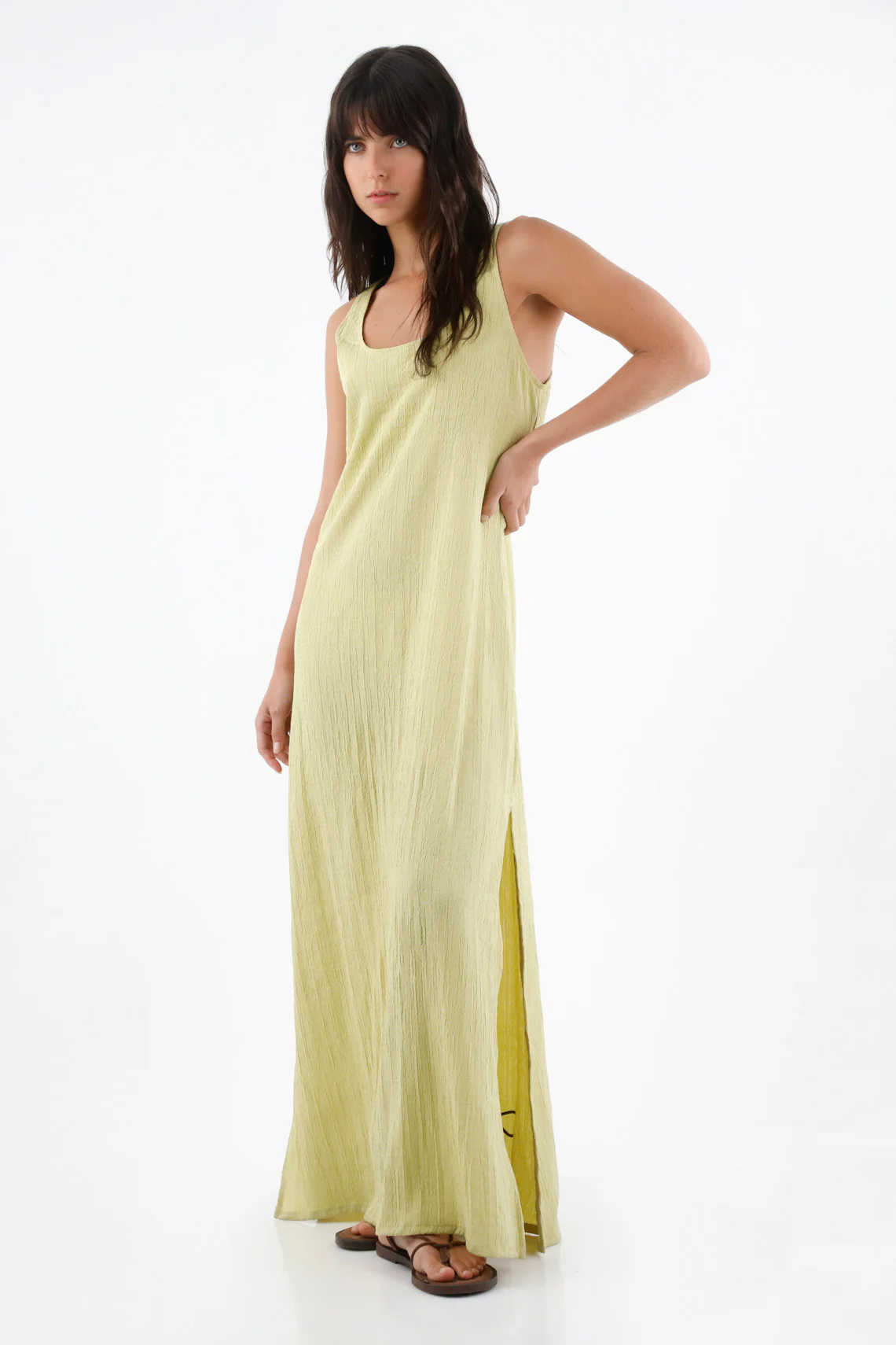 Long dress for women in lime green polyester, relaxed fit with wrinkled texture