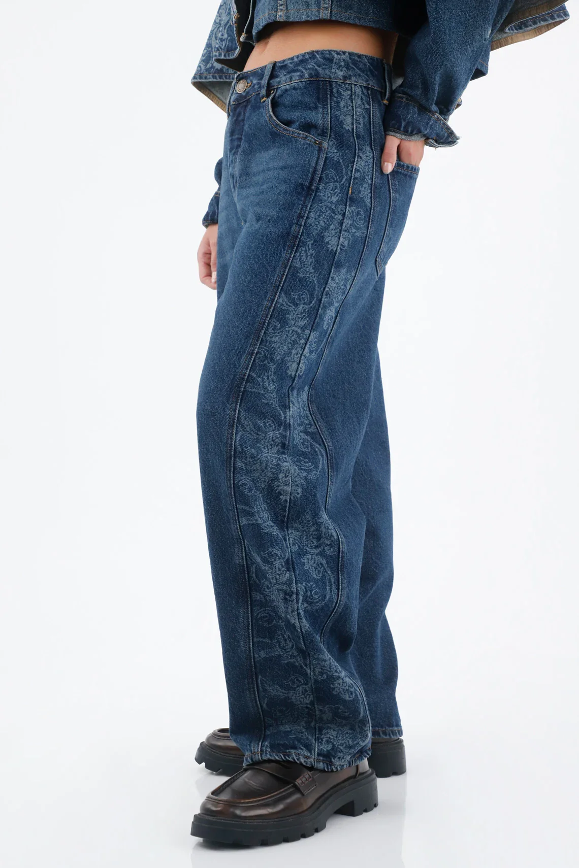 Women's Indigo Blue Cotton Jeans Fit Horseshoe with Tonal Printed Side - Image 3